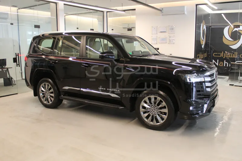 2026 تويوتا لاند كروزر جي اكس ار