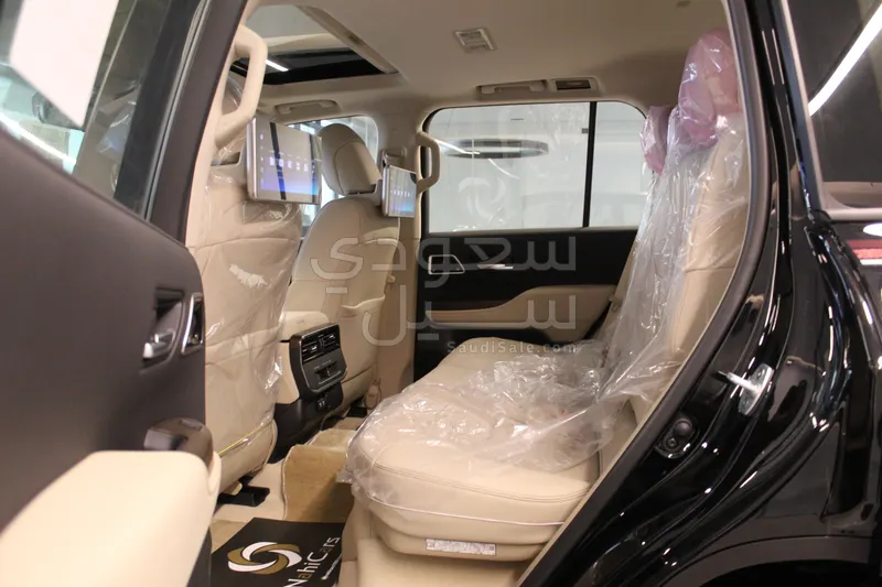 2026 تويوتا لاند كروزر جي اكس ار