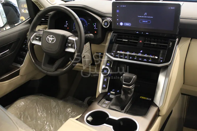 2026 تويوتا لاند كروزر جي اكس ار