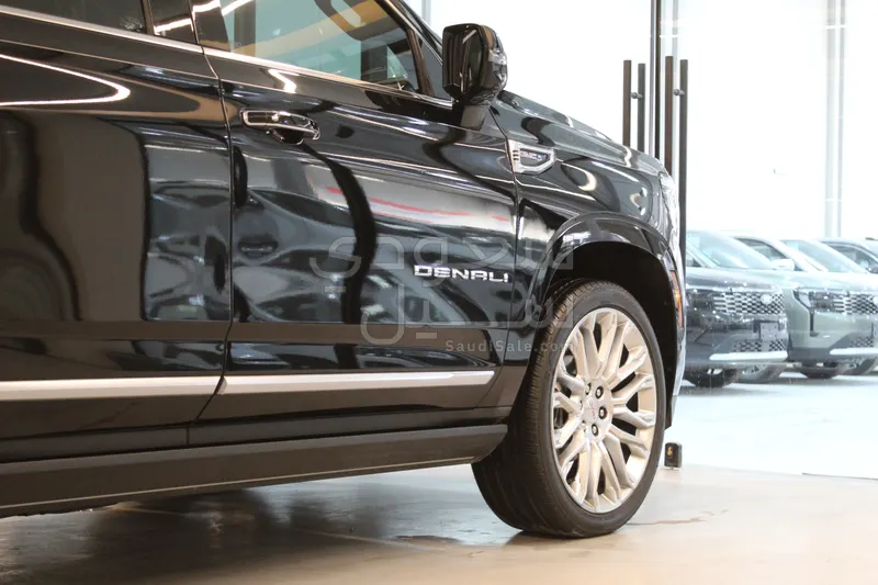 2025 جي ام سي يوكون دينالي