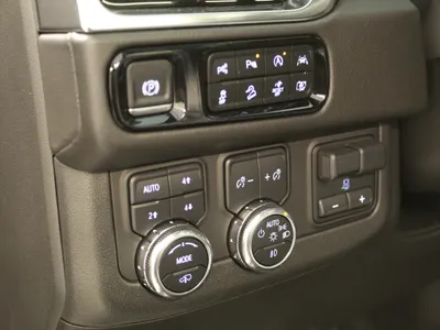 2025 جي ام سي يوكون دينالي