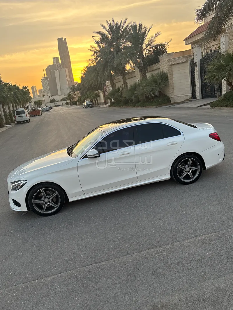 2016 مرسيدس - بنز سي 200