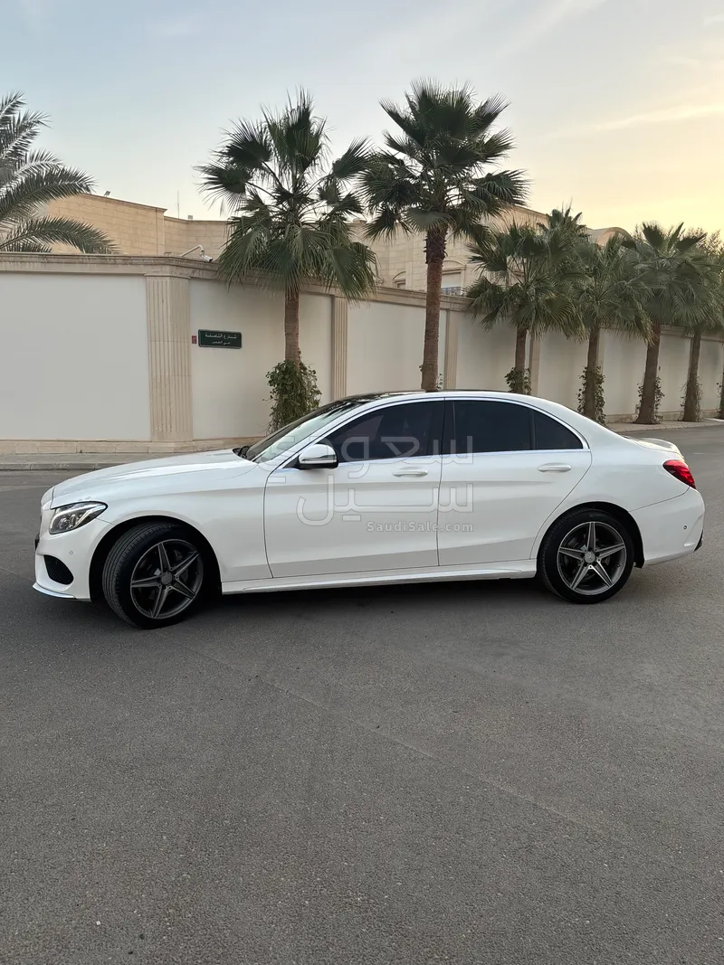 2016 مرسيدس - بنز سي 200