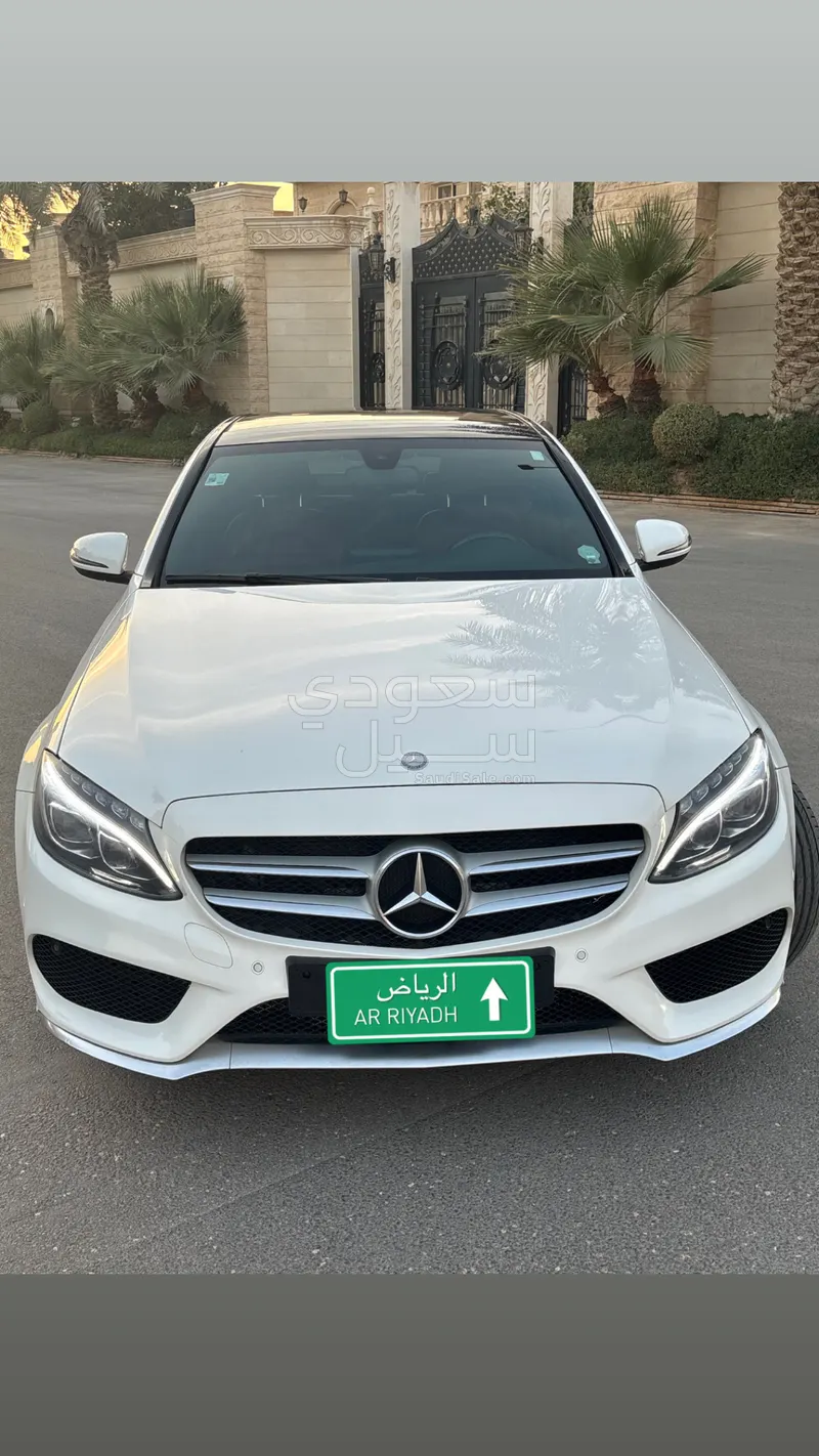 2016 مرسيدس - بنز سي 200