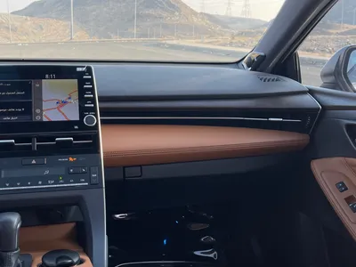 2022 تويوتا افالون بريميوم