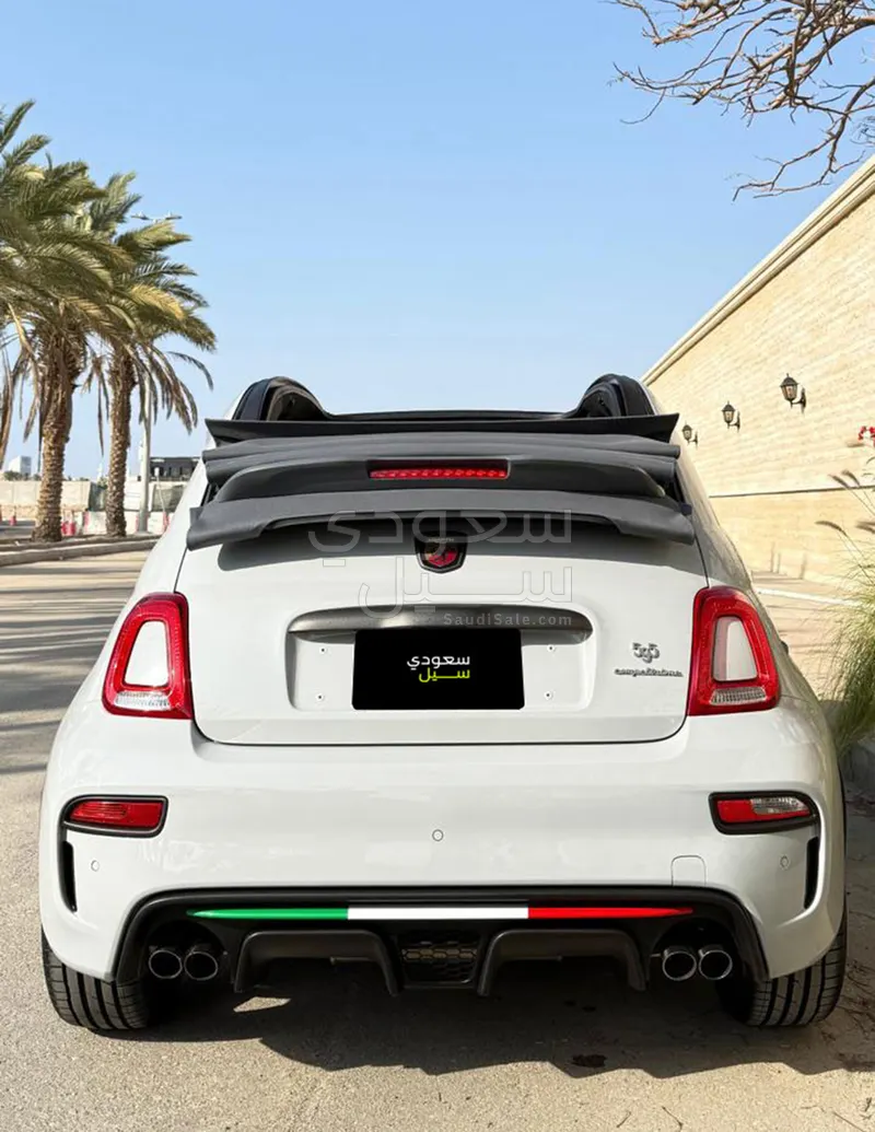 2022 فيات ابارث 595 كومبيتزيون