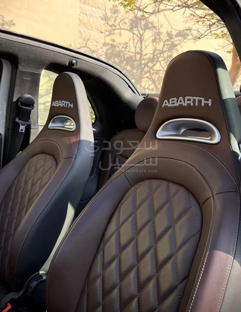 2022 فيات ابارث 595 كومبيتزيون