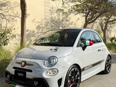 2022 فيات ابارث 595 كومبيتزيون