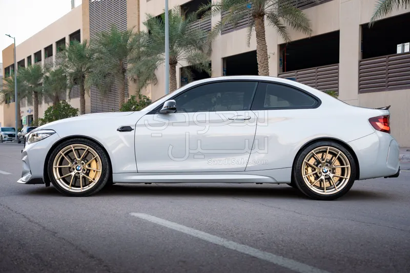 2021 بي ام دبليو الفئة ام إم 2