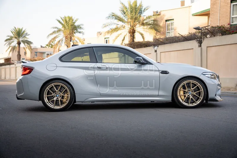 2021 بي ام دبليو الفئة ام إم 2