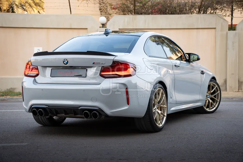 2021 بي ام دبليو الفئة ام إم 2