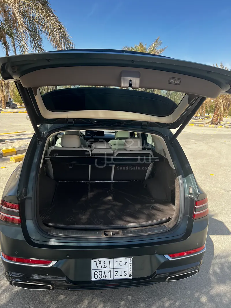 2022 جينيسيس جي في 80