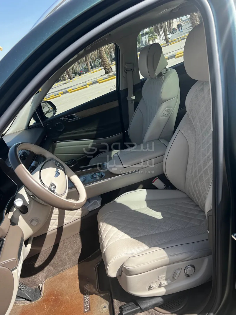 2022 جينيسيس جي في 80