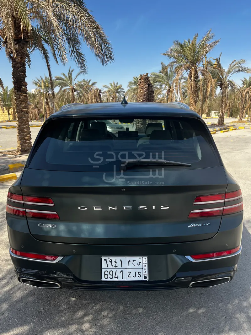 2022 جينيسيس جي في 80