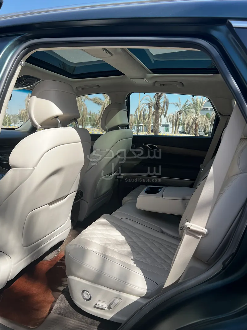 2022 جينيسيس جي في 80