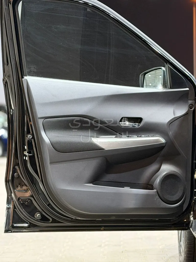 2022 نيسان كيكس اس