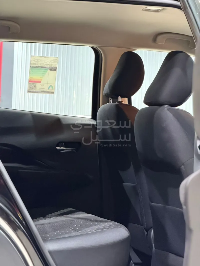 2022 نيسان كيكس اس