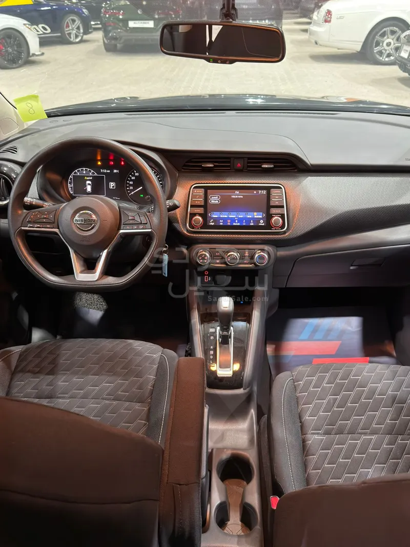 2022 نيسان كيكس اس