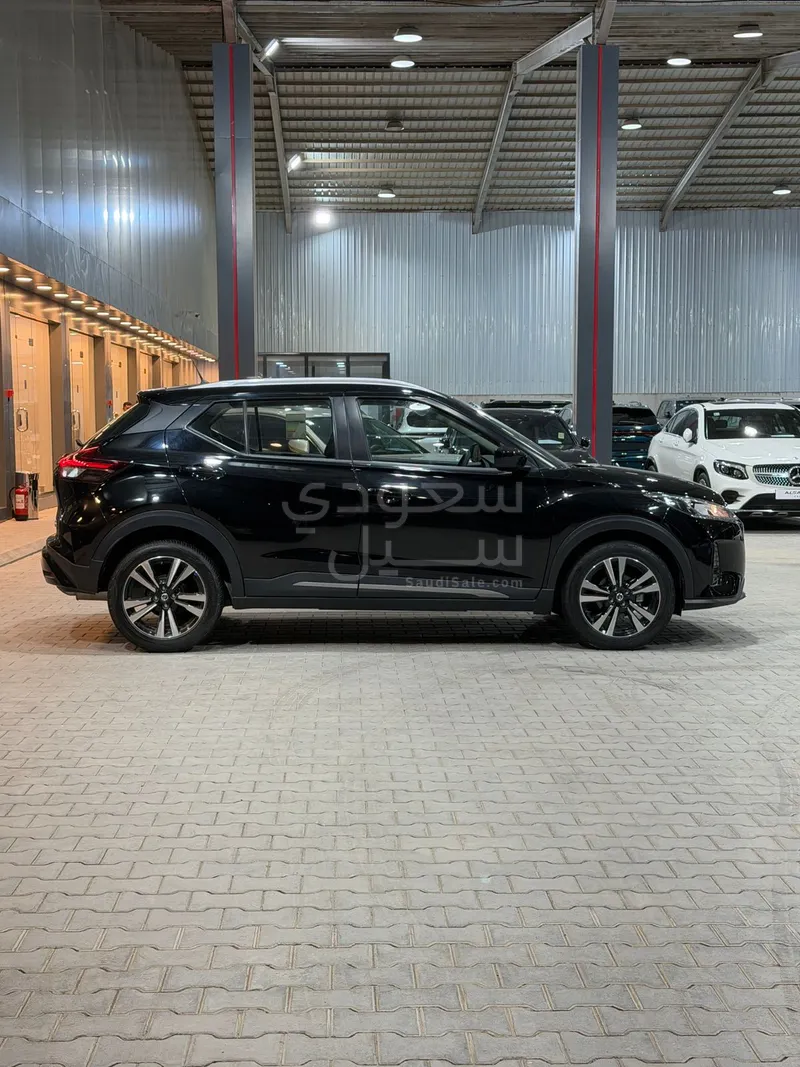 2022 نيسان كيكس اس