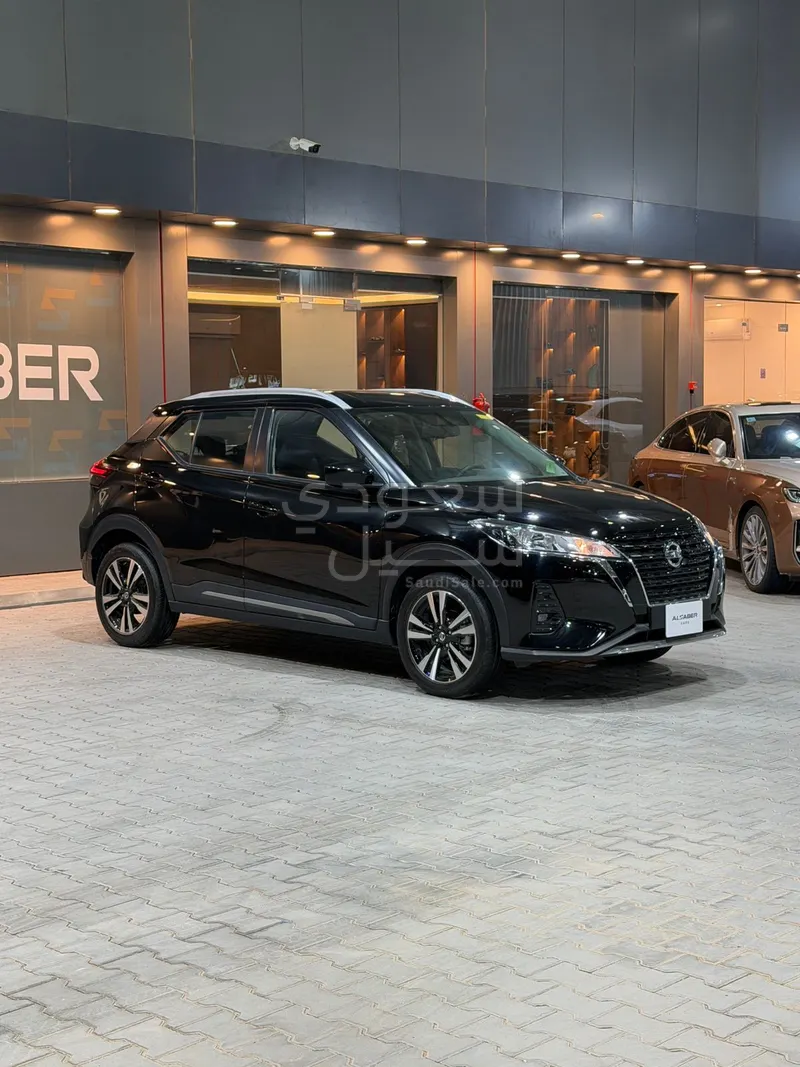 2022 نيسان كيكس اس