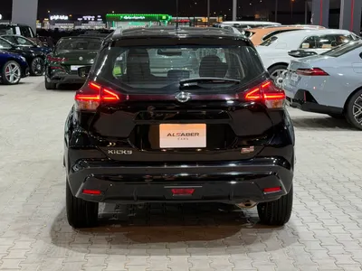 2022 نيسان كيكس اس