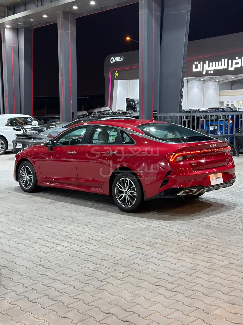 2022 كيا 5كي