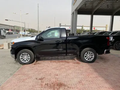 2025 شفروليه سلفرادو ال تي