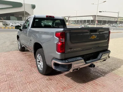 2025 شفروليه سلفرادو ال تي