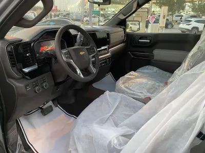 2025 شفروليه سلفرادو ال تي