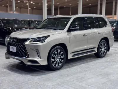 2019 لكزس إل إكس 570 اس