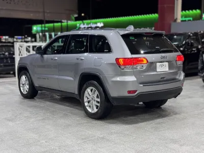 2018 جييب جراند شيروكي لاريدو