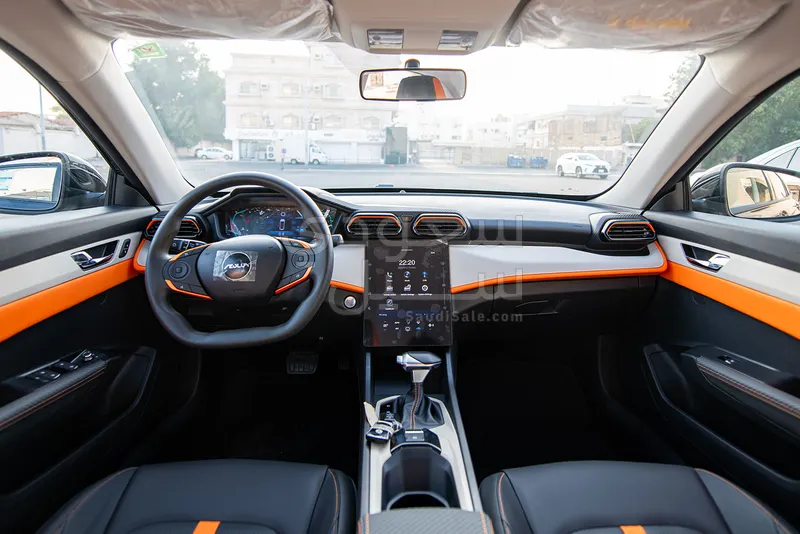 2025 دونج فينج شاين