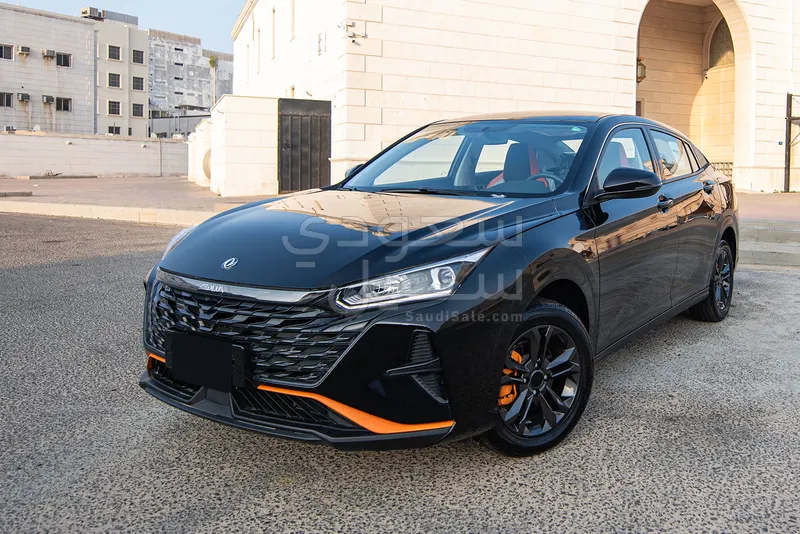 2025 دونج فينج شاين