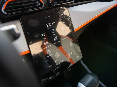 2025 دونج فينج شاين