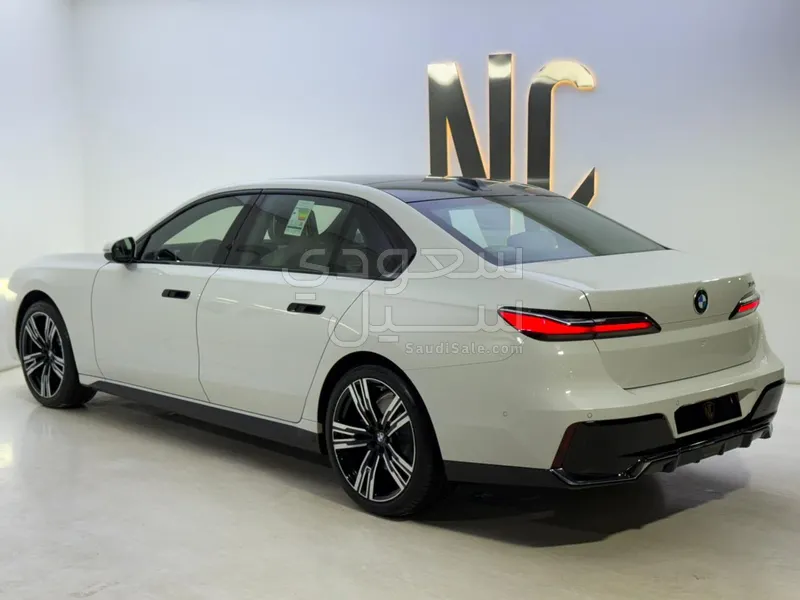 2026 BMW 7 Series 735i