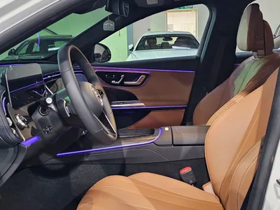 2025 مرسيدس - بنز إي 200