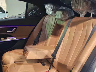 2025 مرسيدس - بنز إي 200