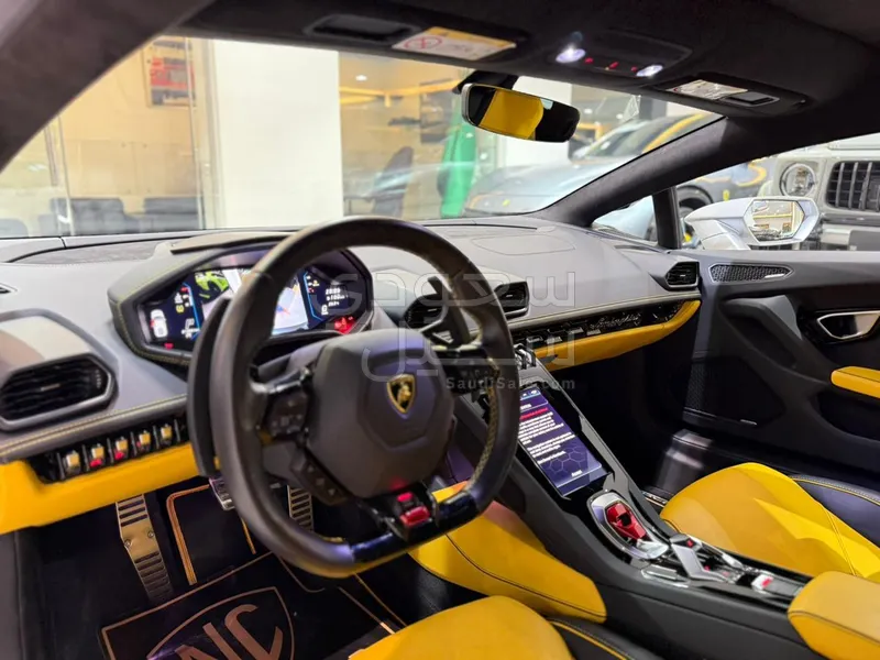 2022 Lamborghini Huracán