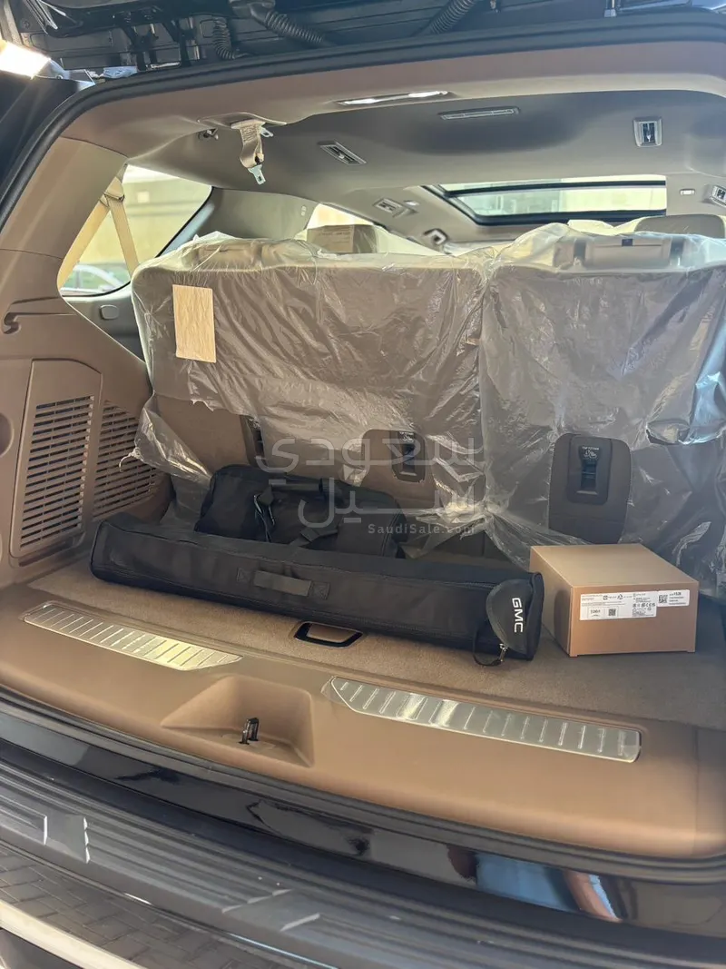 2025 GMC Yukon Denali