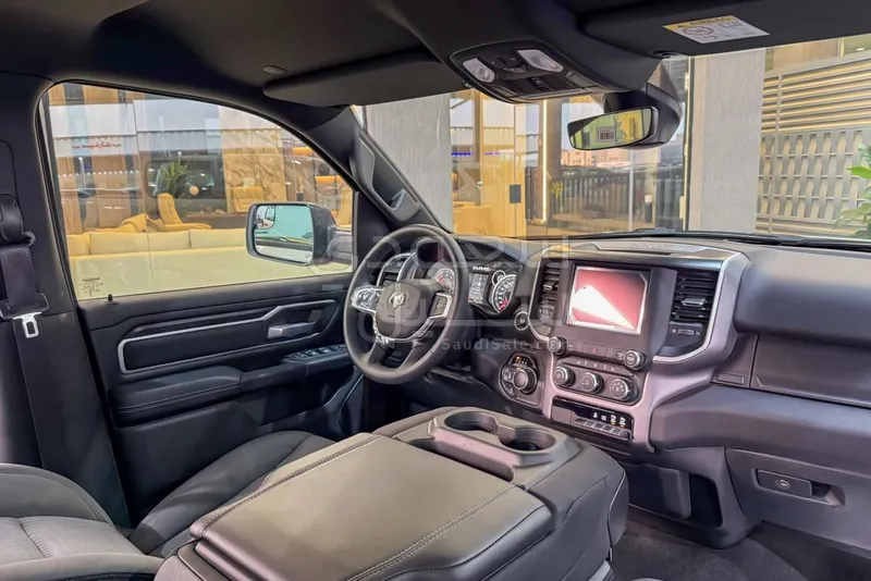 2023 دودج رام 1500 بيج هورن