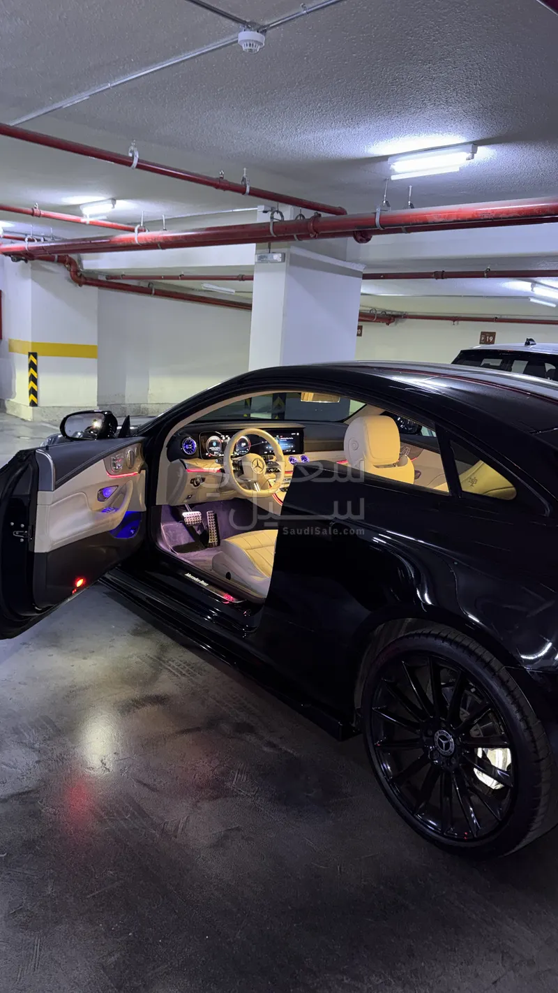 2021 مرسيدس - بنز إي 200 كوبيه