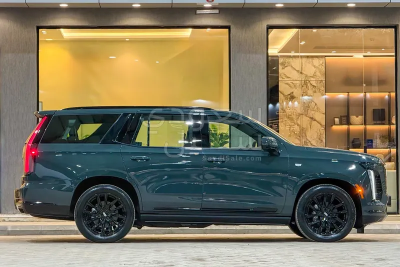 2025 كاديلاك اسكاليد