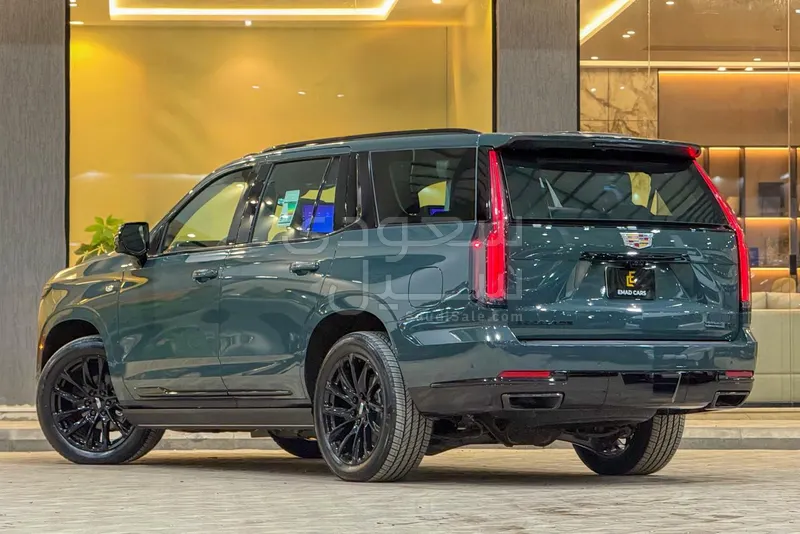 2025 كاديلاك اسكاليد