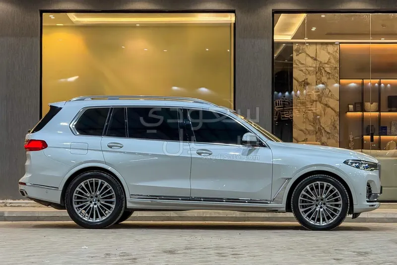 2019 بي ام دبليو الفئة اكس 7