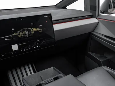 2024 تيسلا سايبر تراك