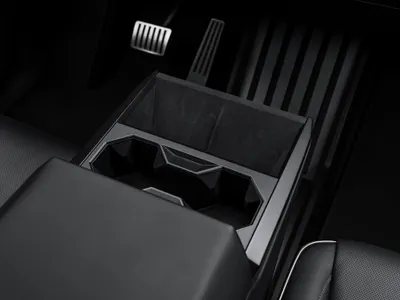 2024 تيسلا سايبر تراك