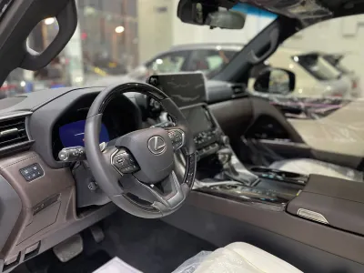 2026 لكزس إل إكس 600