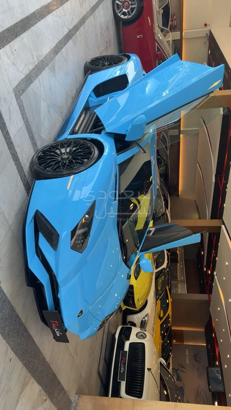 2018 لمبرجيني افنتادور إس في جاي