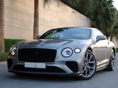 2023 بنتلي جي تي في 8 اس