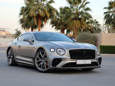 2023 بنتلي جي تي في 8 اس